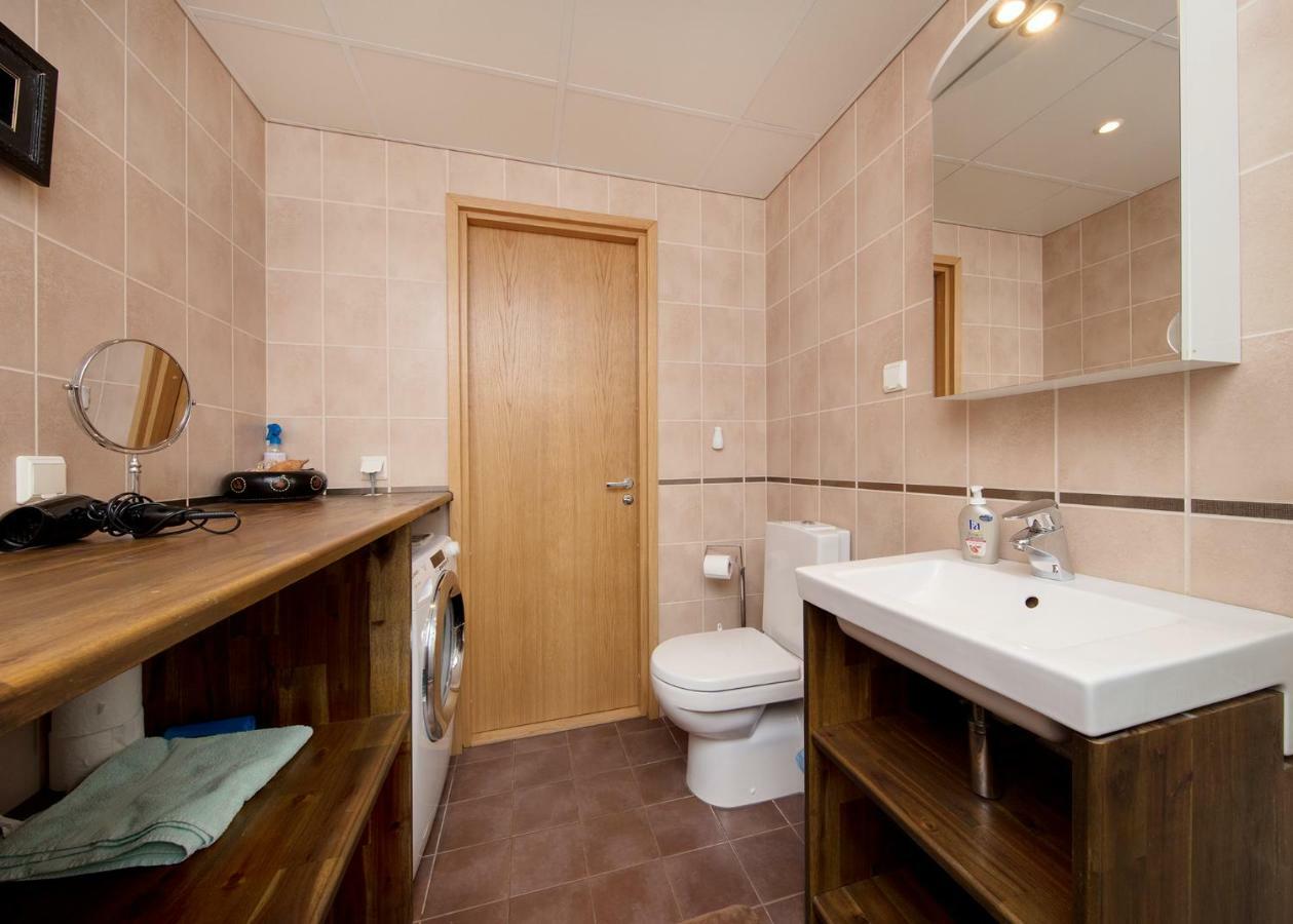 Foorum City Centre Apartment Tallinn Eksteriør billede